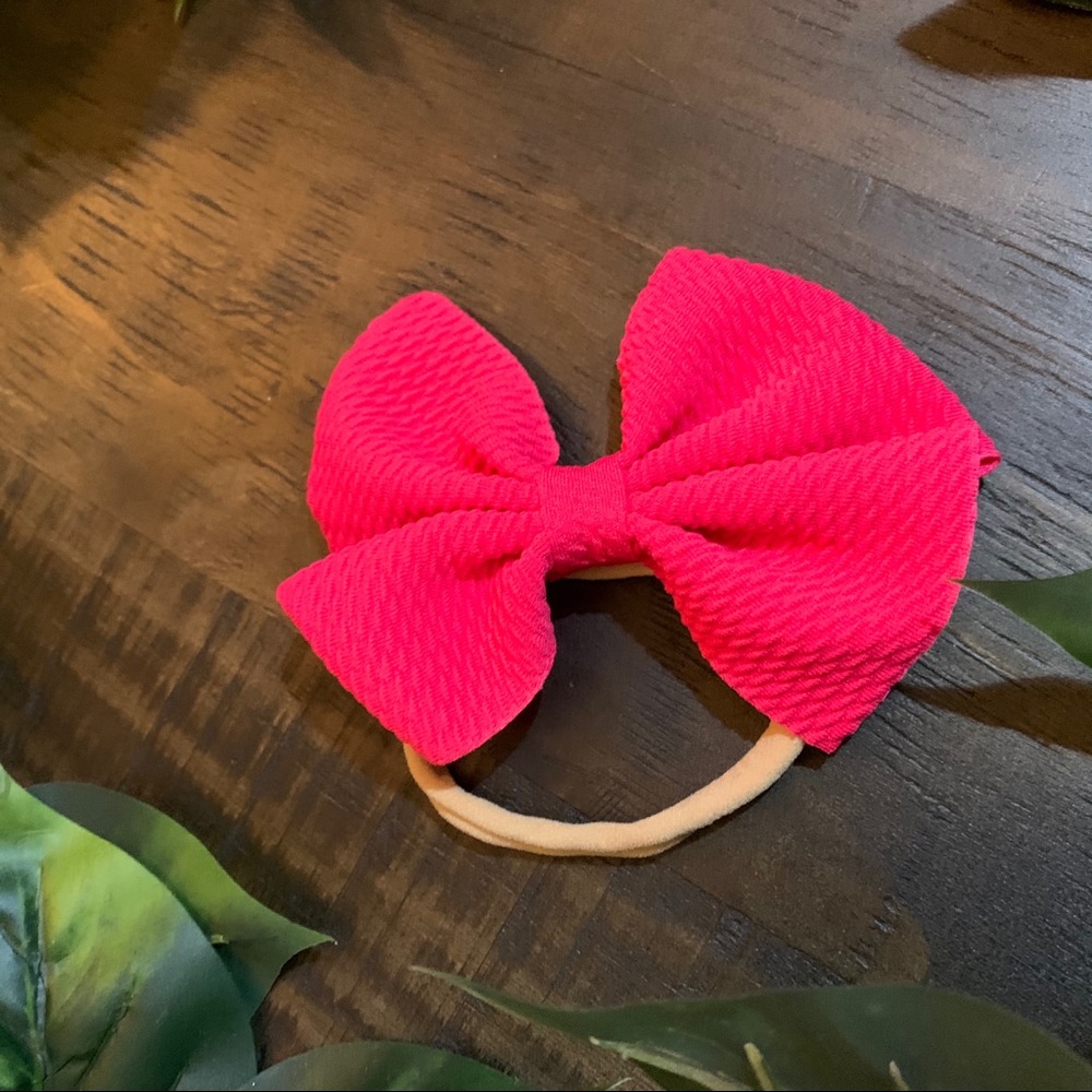 Nylon bow headband. - Picture 2 of 4